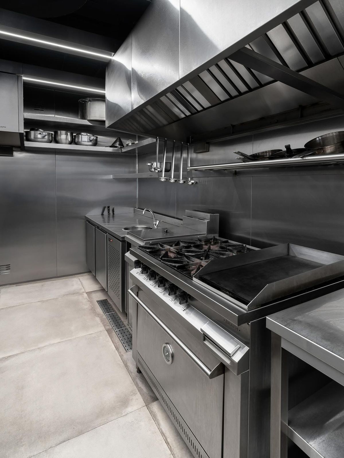 Cocina industrial equipada